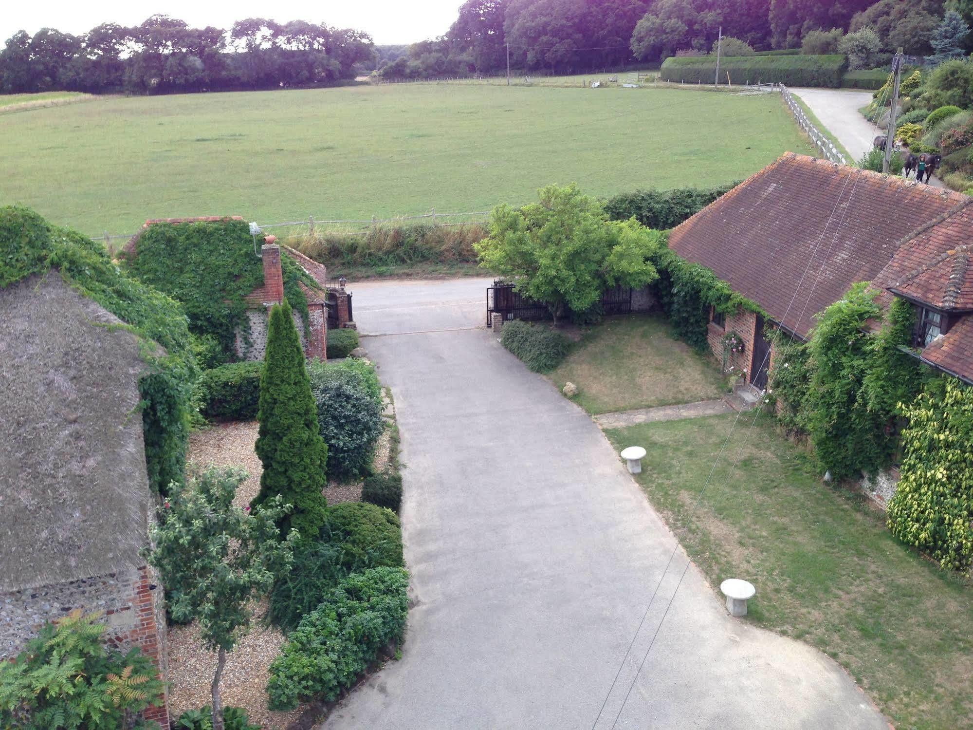 Old Selden Farm B&B Clapham (West Sussex) Exterior foto