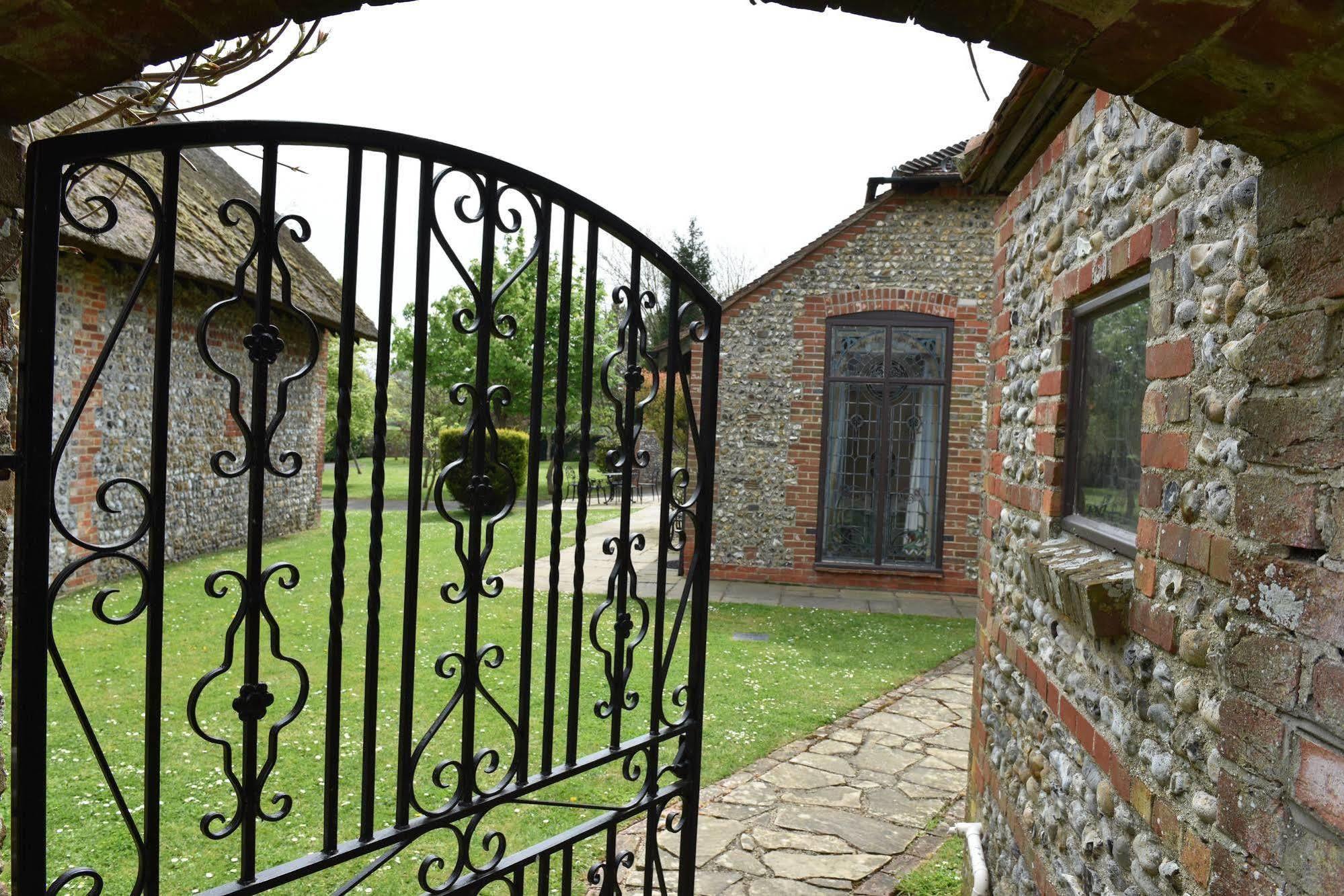 Old Selden Farm B&B Clapham (West Sussex) Exterior foto